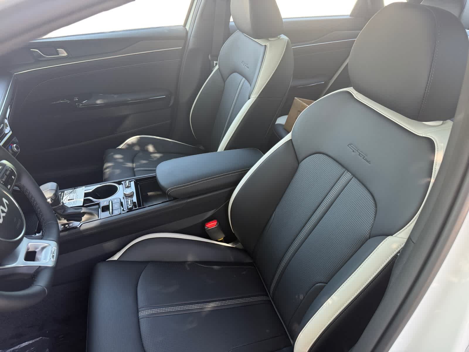 New 2026 Snow White Pearl Kia GT-Line AWD image 11