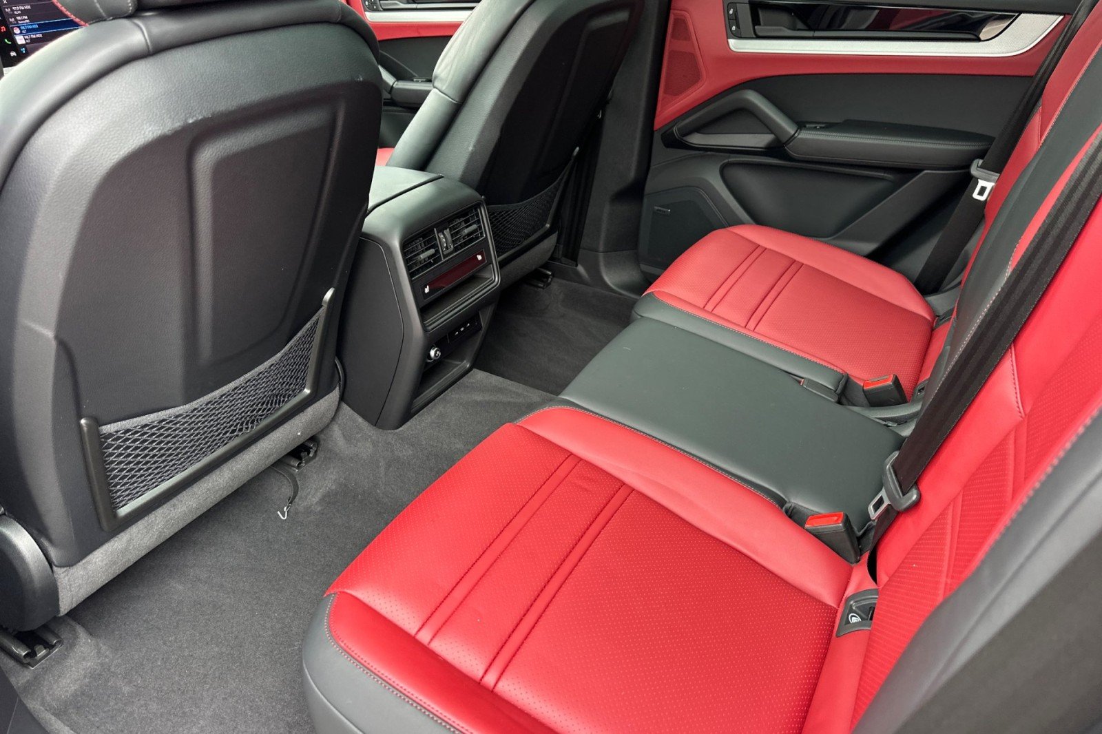 Certified Used 2024 Chalk Porsche S image 13