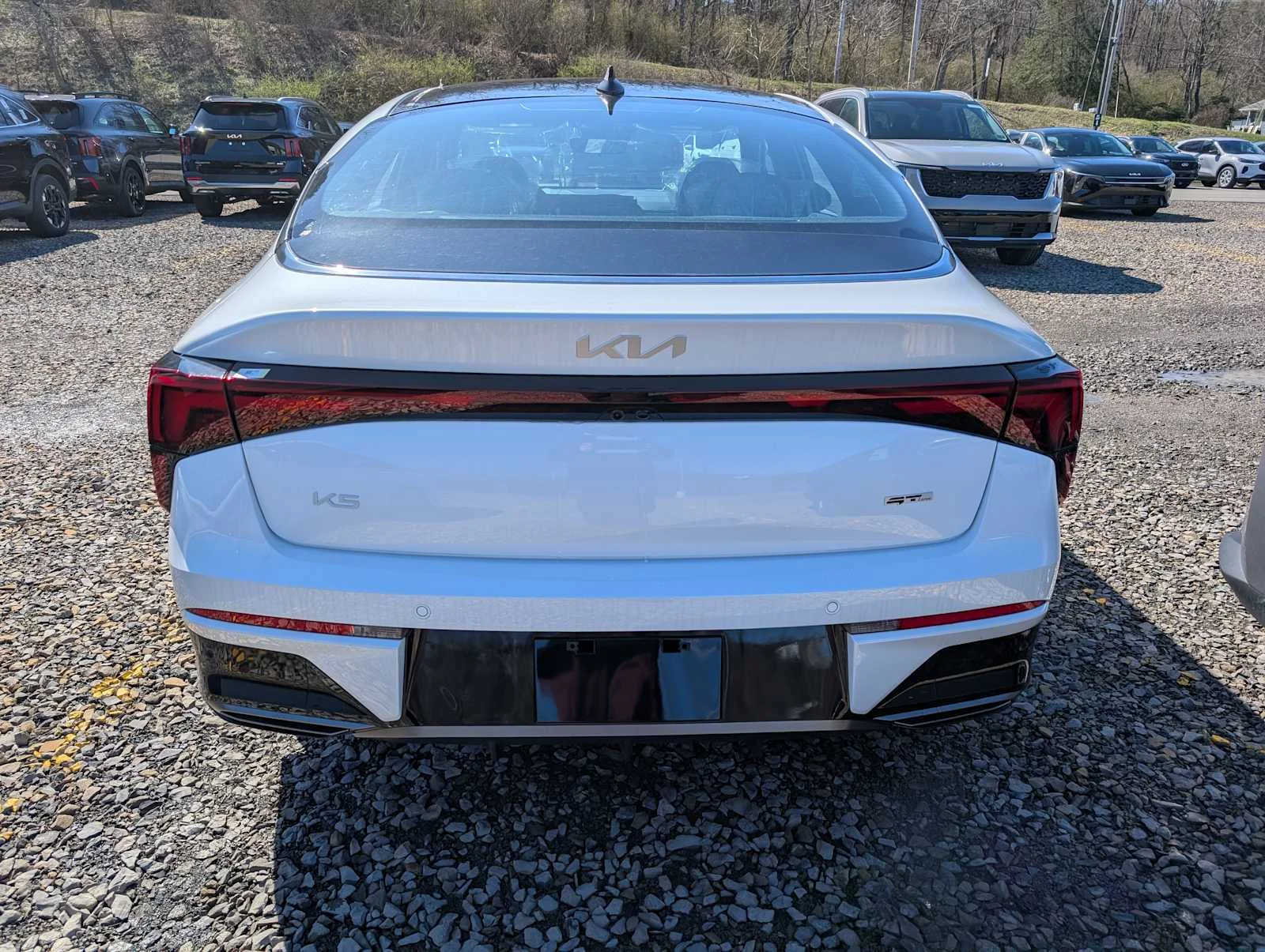 New 2026 Snow White Pearl Kia GT-Line image 7
