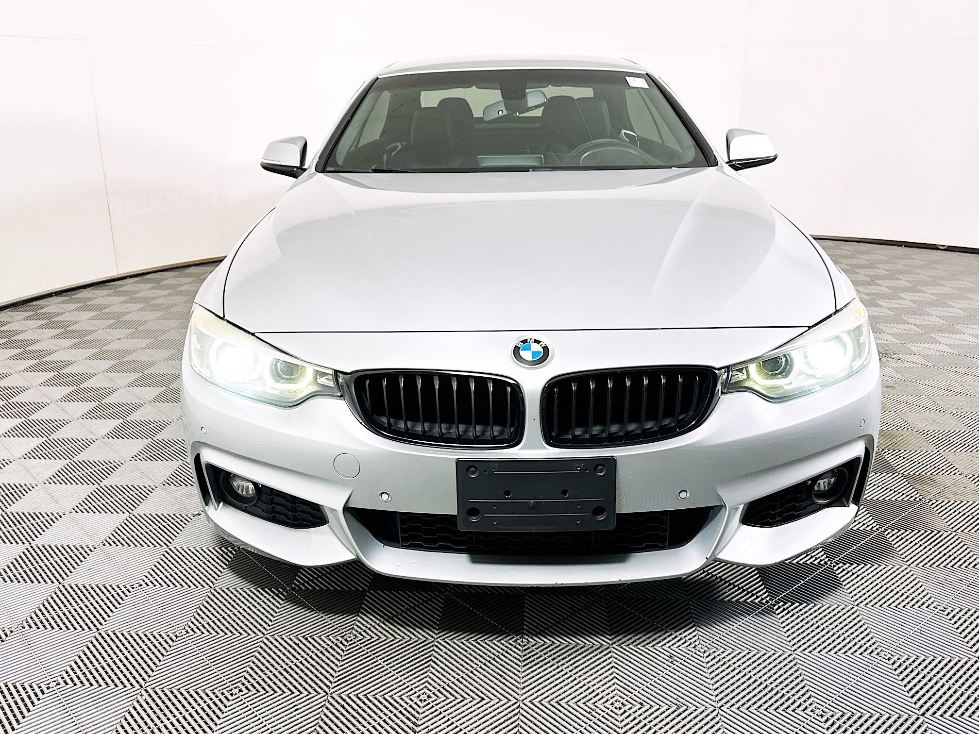 Used 2018 Glacier Silver Metallic BMW 430i image 8