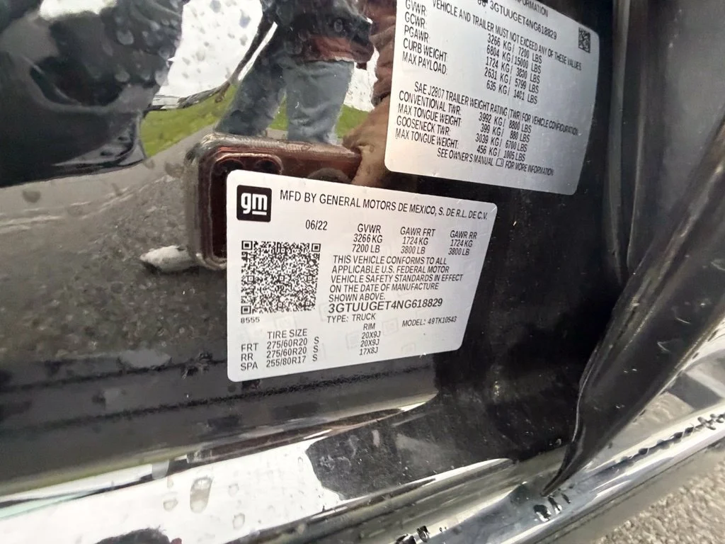 Used 2022 ONYX BLACK GMC Denali image 49