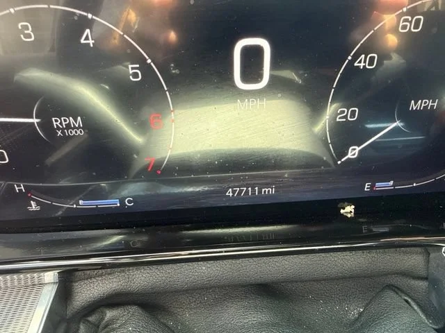 Used 2023 Brown Jeep Obsidian 4x4 image 7