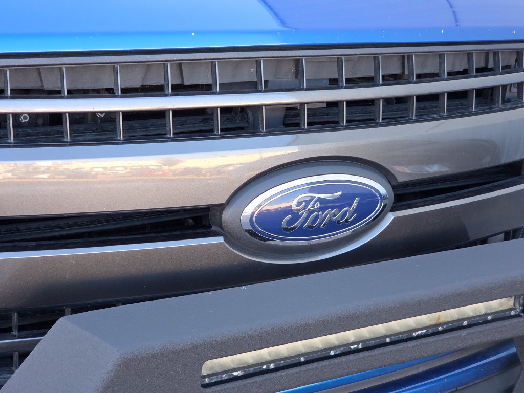 Used 2018 Blue Ford XLT image 13