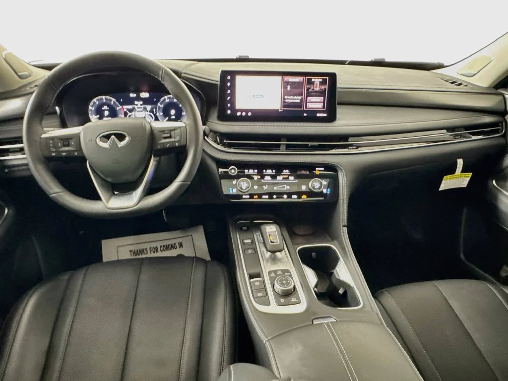 Certified Used 2027 White INFINITI LUXE image 30
