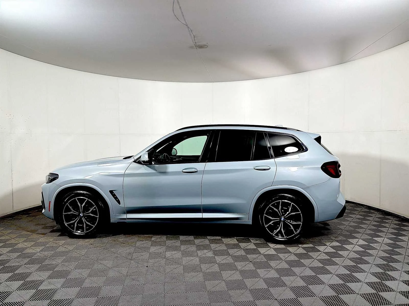 Certified Used 2024 Brooklyn Grey Metallic BMW xDrive30i image 4