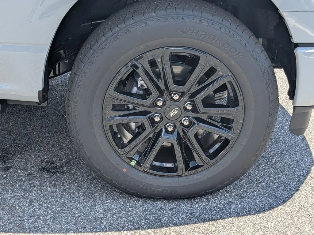 New 2026 Avalanche Ford Platinum image 12