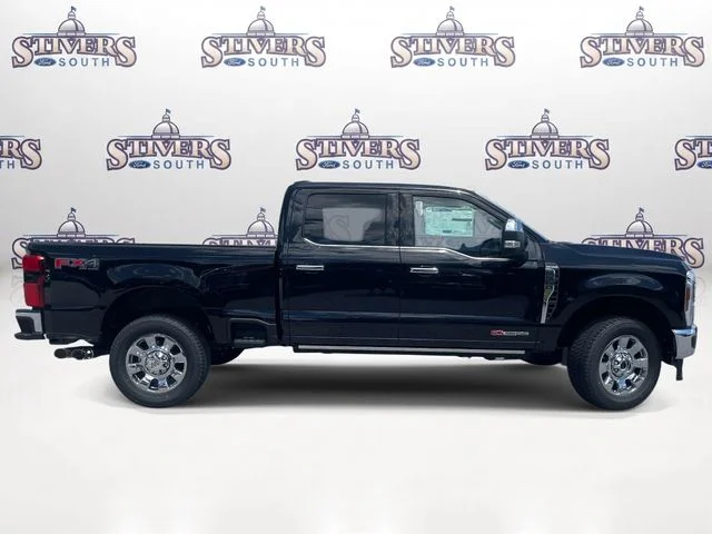 New 2025 Agate Black Metallic Ford King Ranch image 2