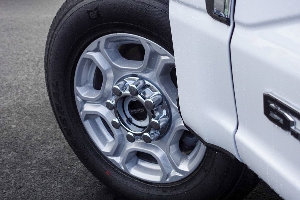 2026 Ford F-250 Super Duty XLT - Photo 15
