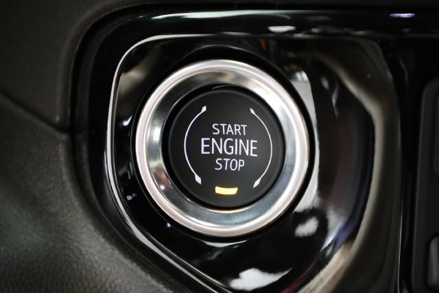 2026 GMC Sierra 1500 SLT - Photo 13