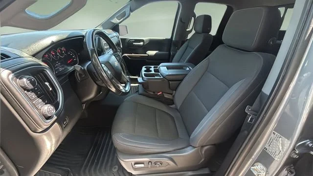 Used 2019 SATIN STEEL METALLIC Chevrolet LT image 18