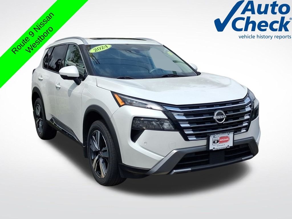 Used 2024 White Nissan SL image 1