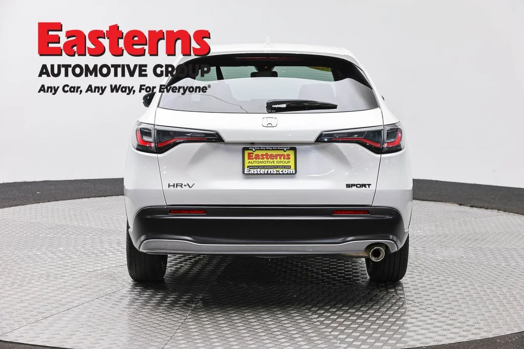 Used 2025 White Honda Sport image 6
