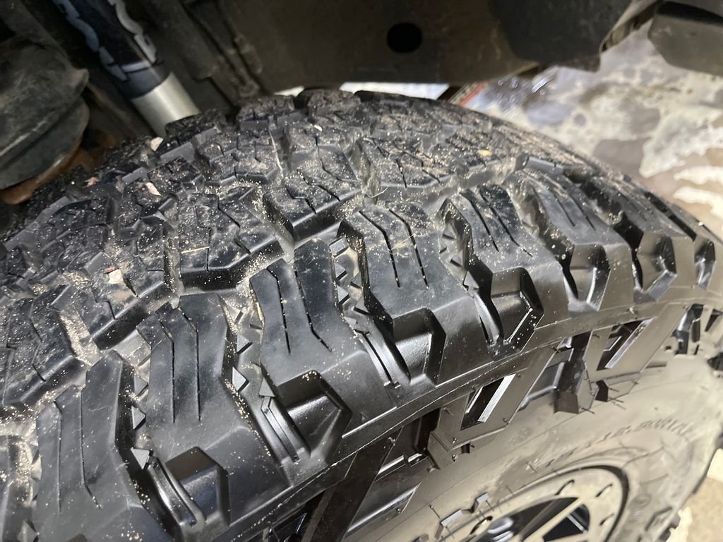 Used 2015 Silver Jeep Unlimited Rubicon image 12