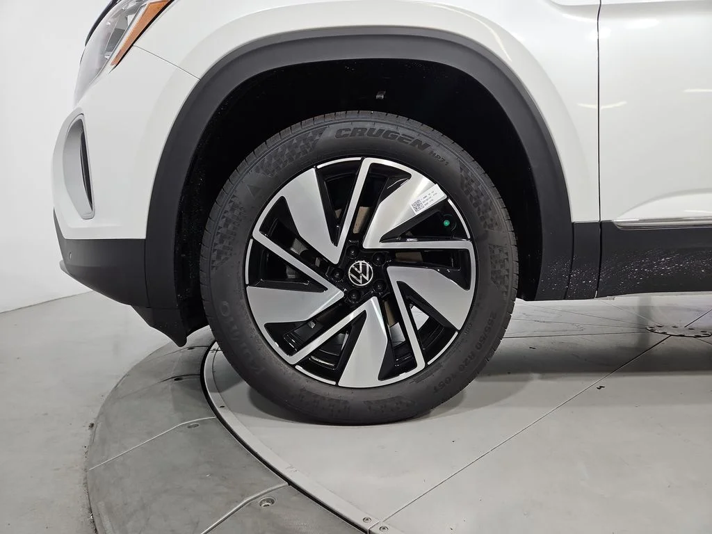 New 2026 White/off-white Volkswagen 2.0T SEL image 27