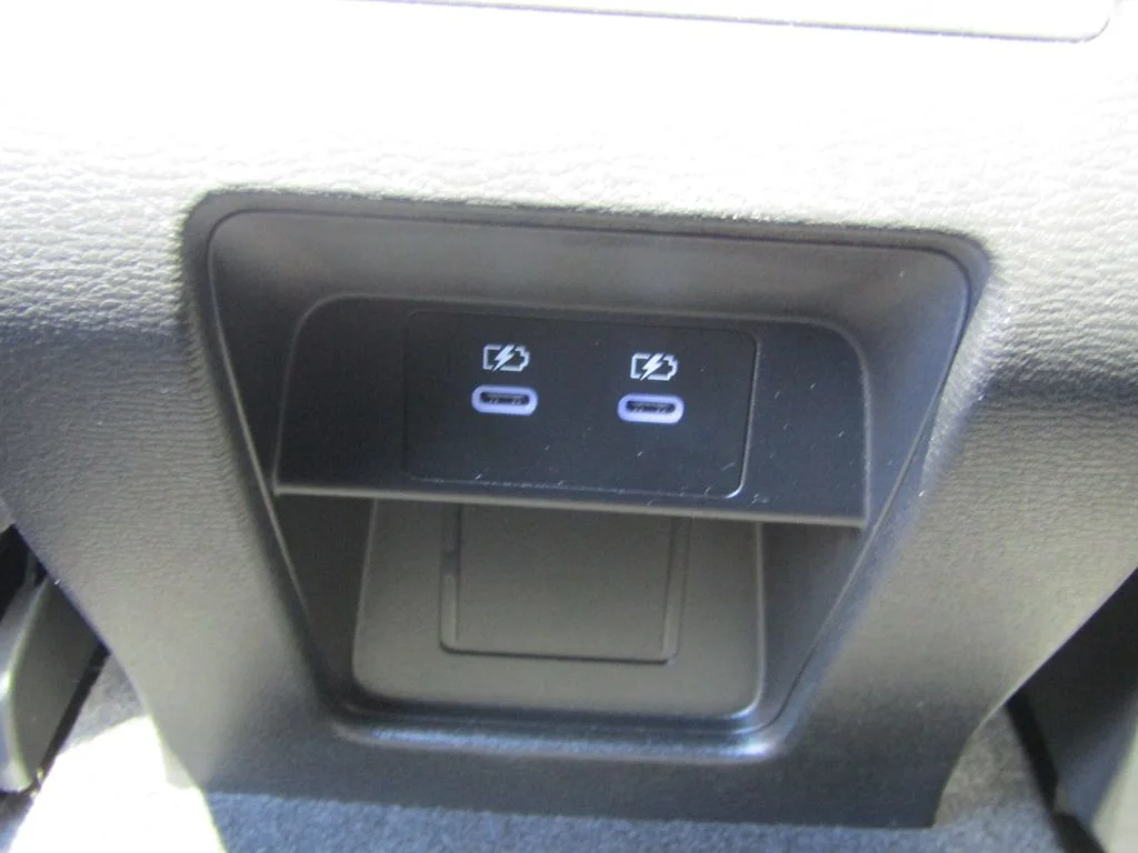2025 Mitsubishi Outlander SEL - Photo 40
