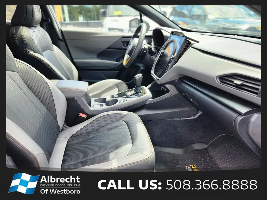 Used 2025 White Subaru Wilderness image 11