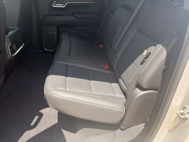 Used 2022 Silver GMC SLT image 13