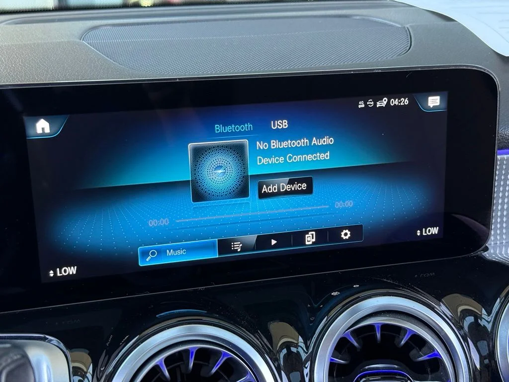 Certified Used 2023  Mercedes-Benz GLB 250 image 7