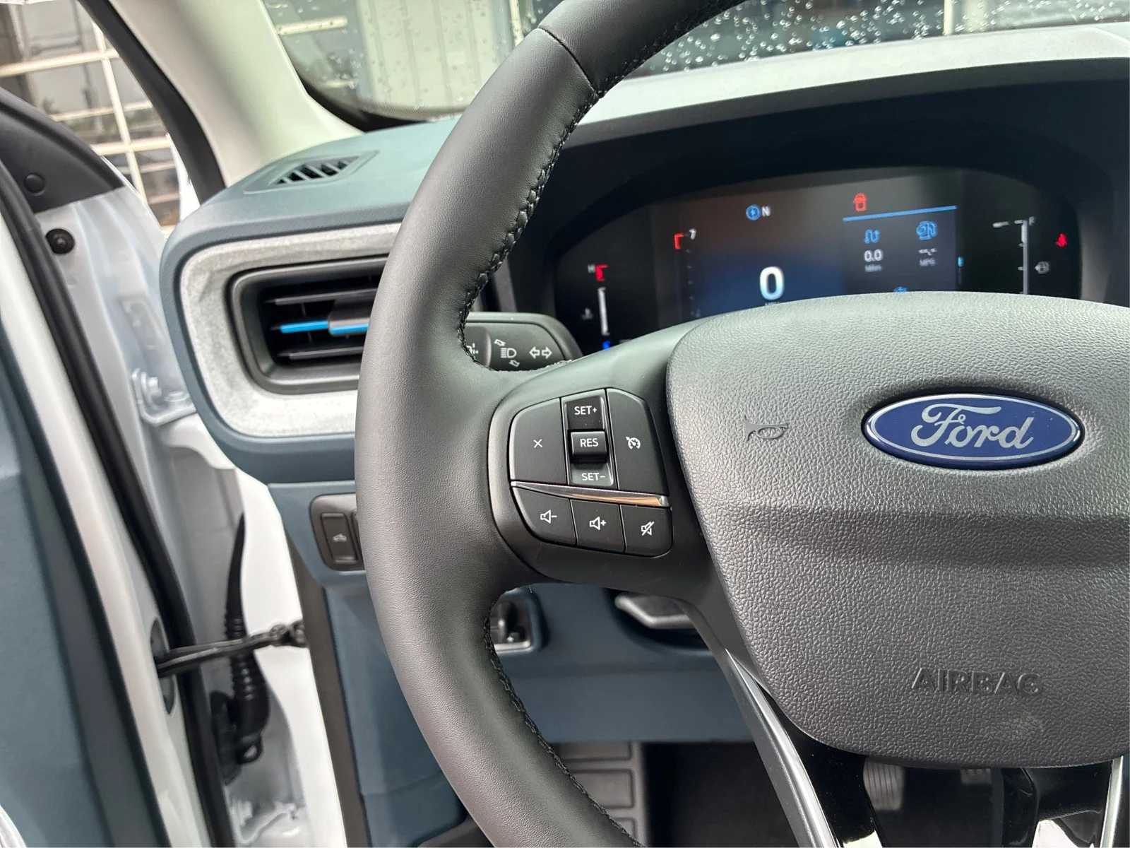 New 2026 Oxford White Ford XLT image 22