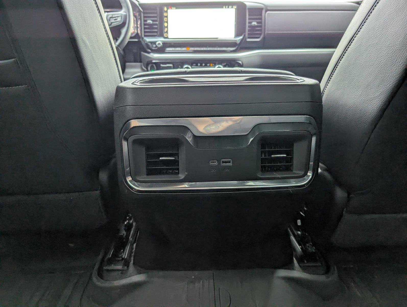 Used 2026 Summit White GMC Elevation image 34