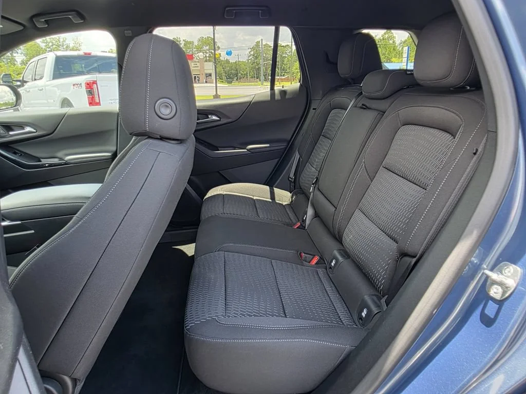 Used 2026 Lakeshore Blue Metallic Chevrolet LT image 14