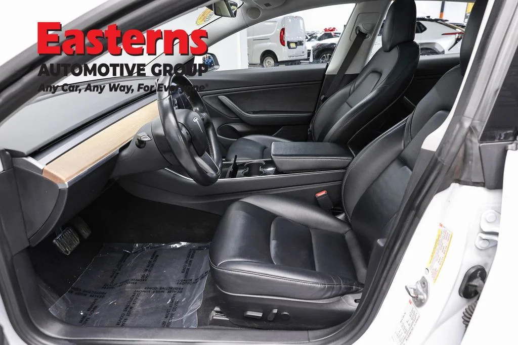 Used 2018 White Tesla Long Range image 14