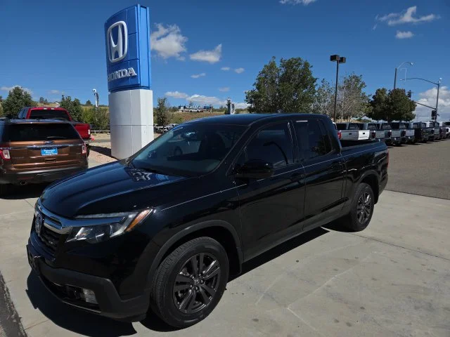 Used 2019  Honda Sport image 1