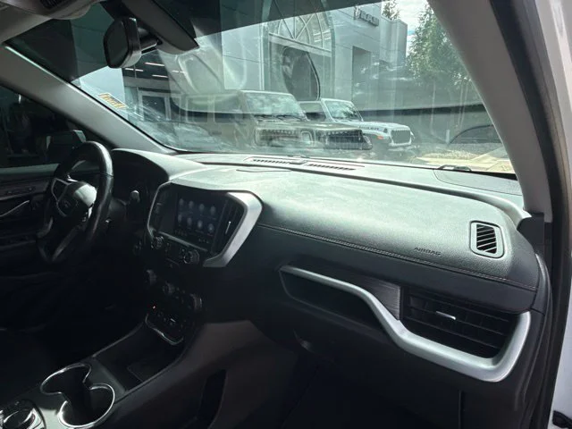 Used 2019 White GMC SLT image 15