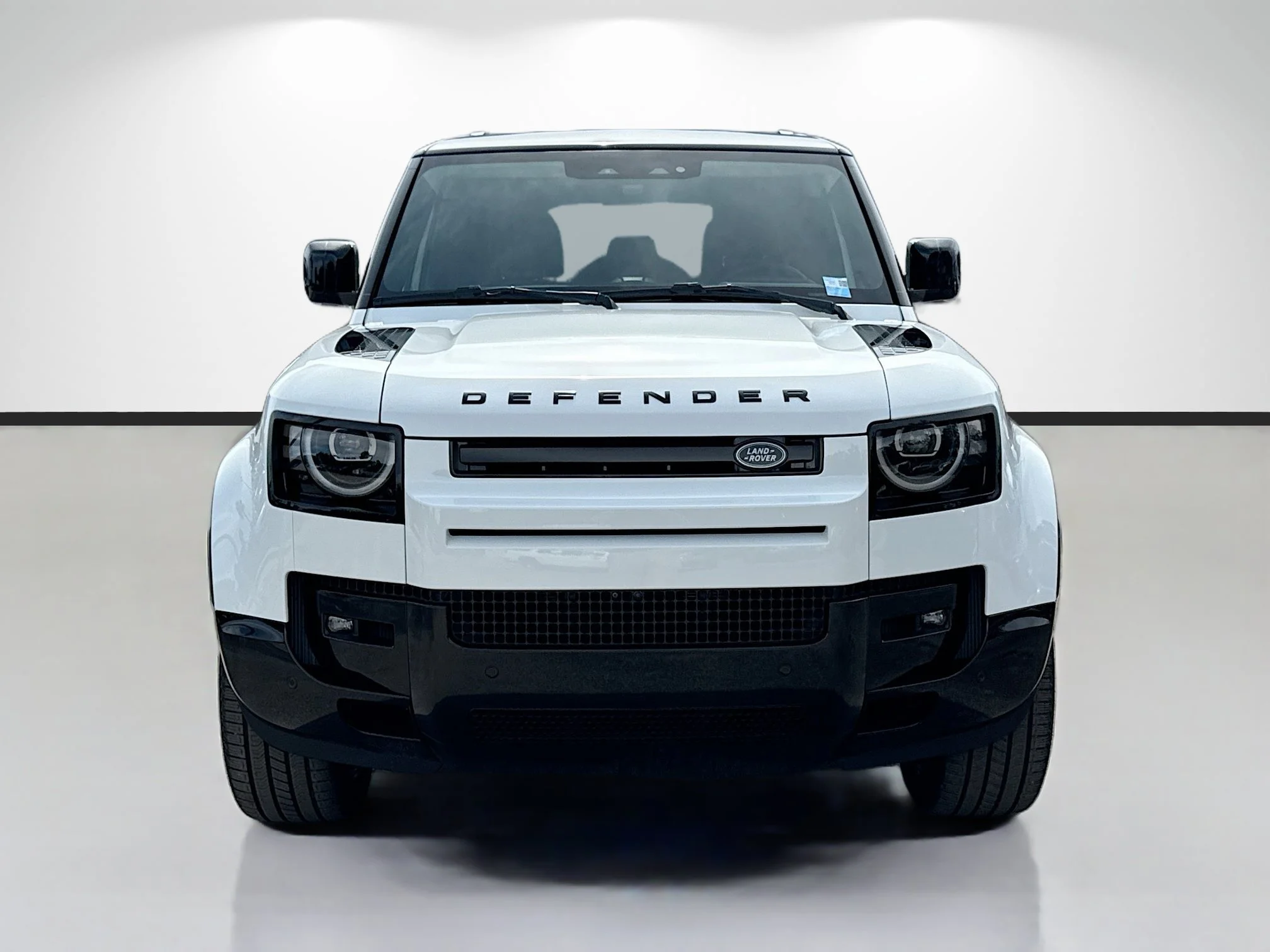 New 2026 Fuji White Land Rover X-Dynamic SE image 8
