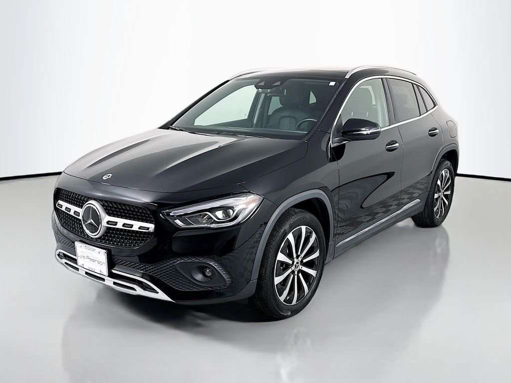 Used 2022 Black Mercedes-Benz GLA 250 image 1