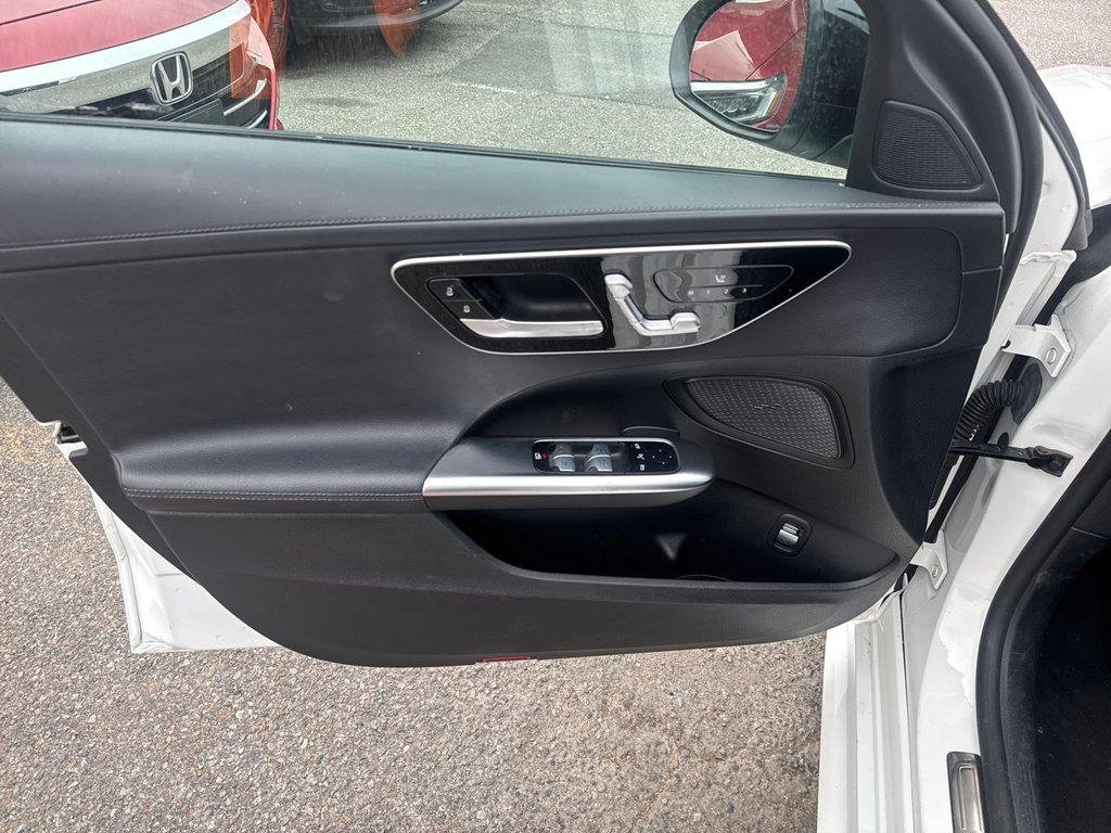 Used 2022 Polar White Mercedes-Benz Sedan image 35