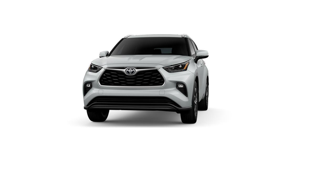New 2026 Wind Chill Pearl Toyota Hybrid XLE image 40
