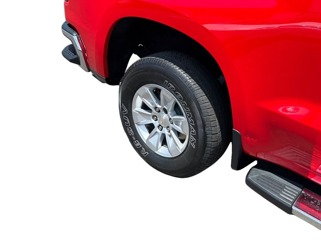 Used 2024 Red Chevrolet LT image 26