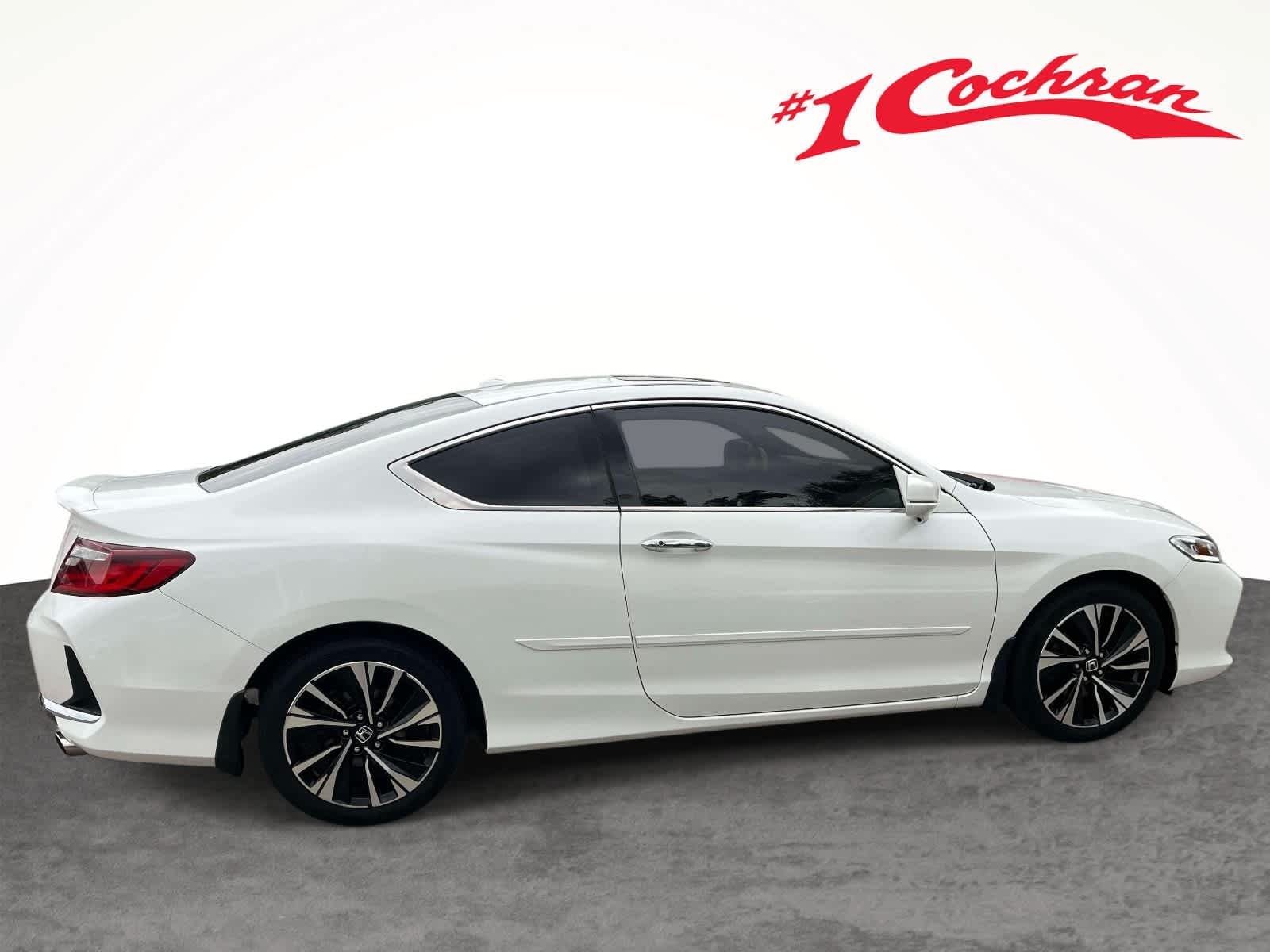 Used 2017  Honda EX-L image 8