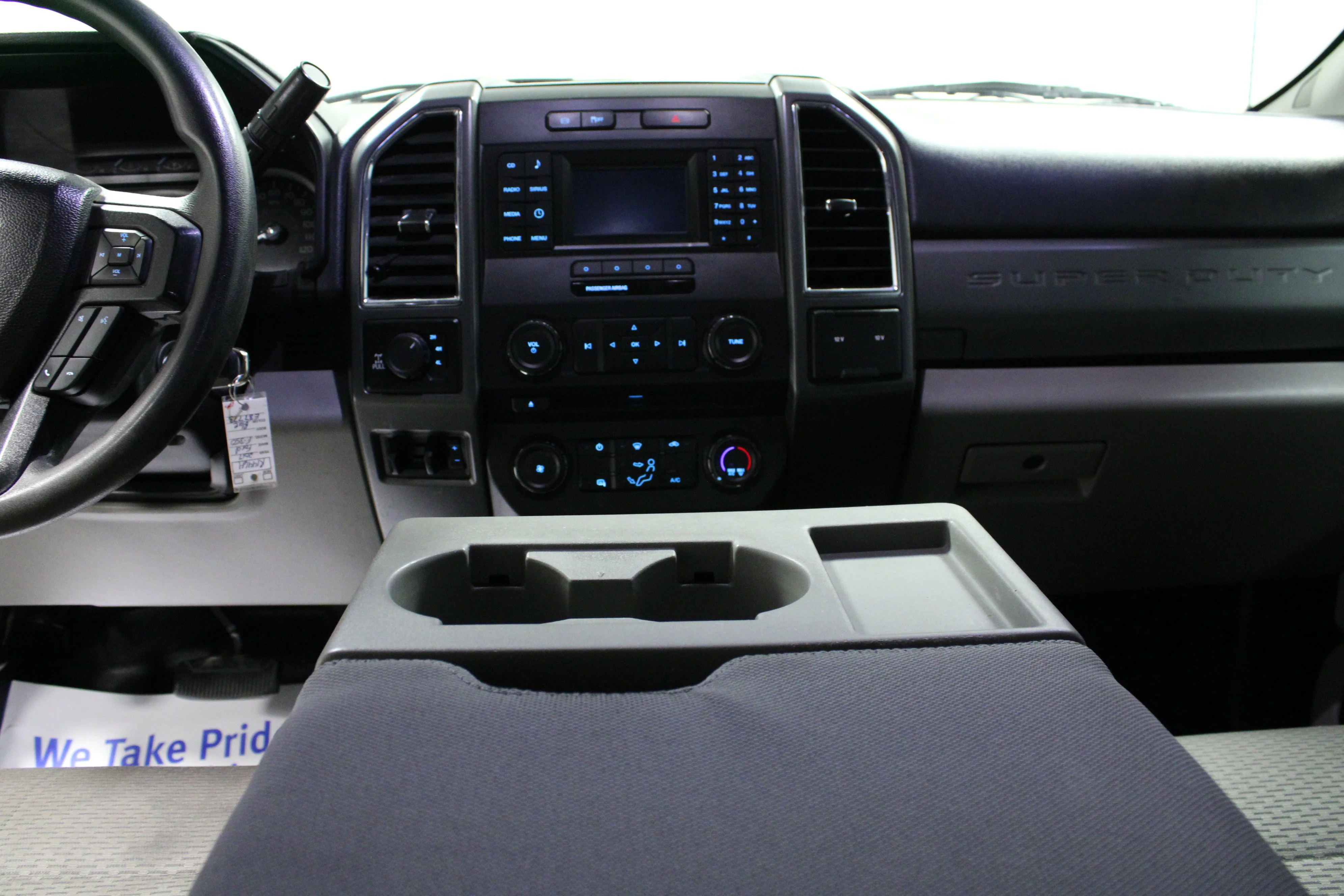 Used 2017 Blue Jeans Metallic Ford XLT image 17