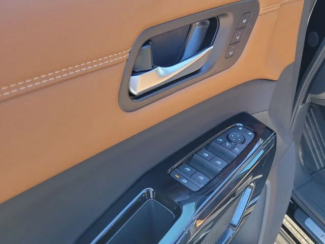New 2026 Gray Nissan Platinum image 6