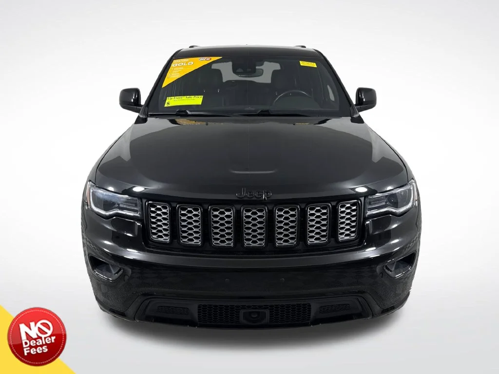 Used 2022 Black Jeep Laredo X image 9