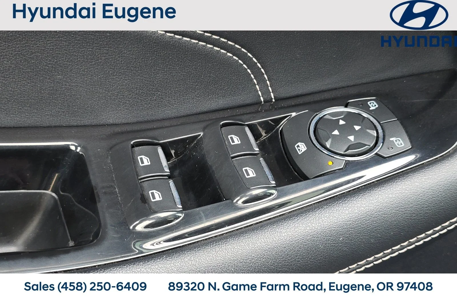 Used 2019  Ford Titanium image 18