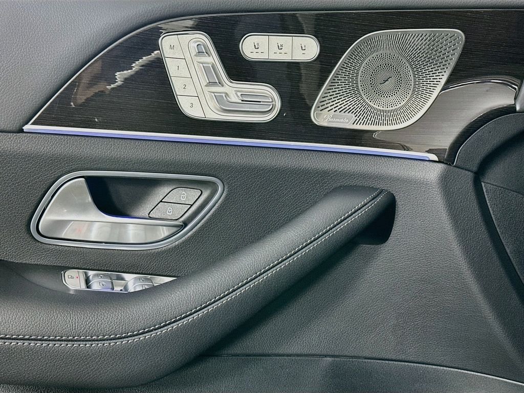 New 2026 Twilight Blue Metallic Mercedes-Benz GLS 450 image 17