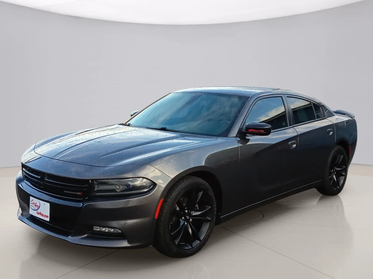 Used 2018 Black Dodge SXT image 3