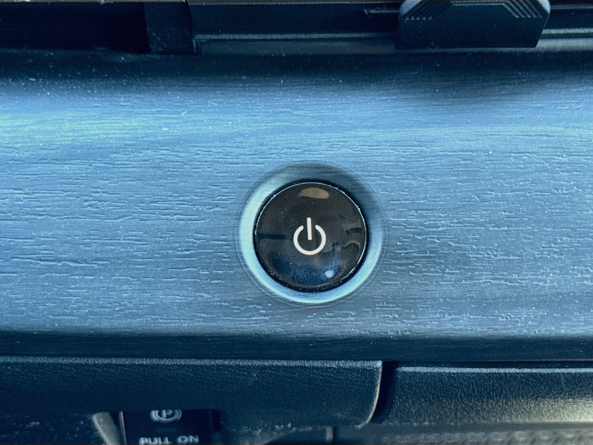 Used 2023 Gun Metallic Nissan ENGAGE image 17