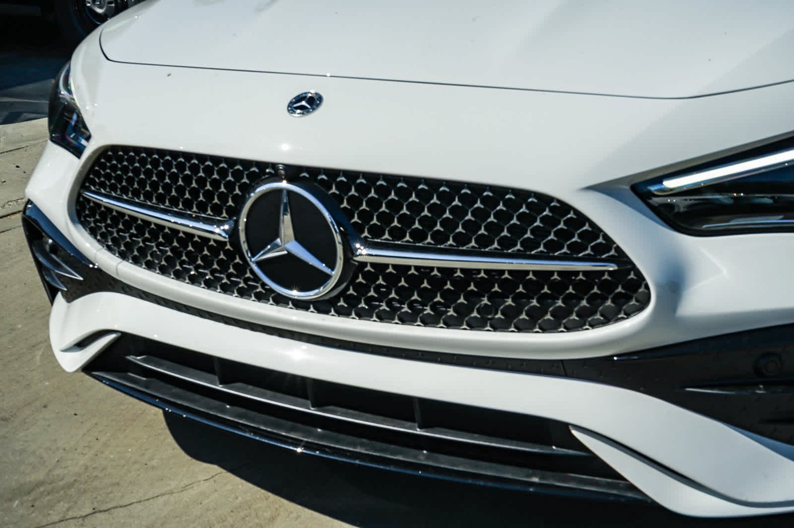 New 2027 Polar White Mercedes-Benz CLE 300 image 14