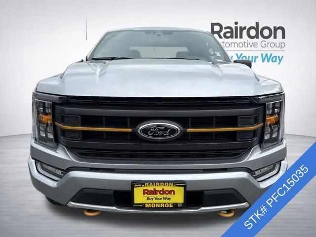 Used 2023 Iconic Silver Metallic Ford Tremor image 2