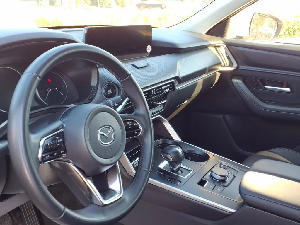 Used 2026 Rhodium White Premium Mazda 3.3 Turbo Select image 37