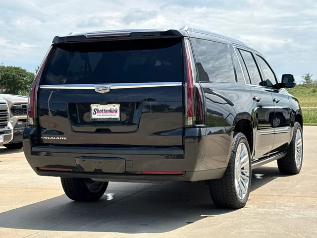 Used 2019 Black Cadillac Platinum Edition image 8