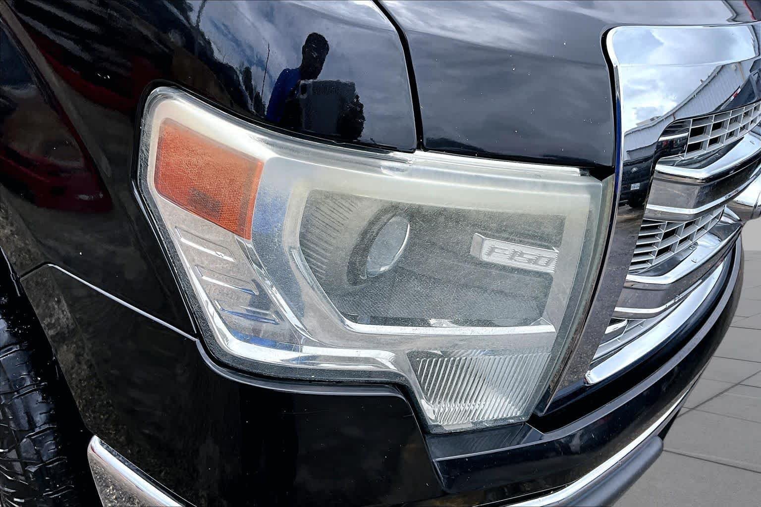 Used 2014 Tuxedo Black Metallic Ford XLT image 26