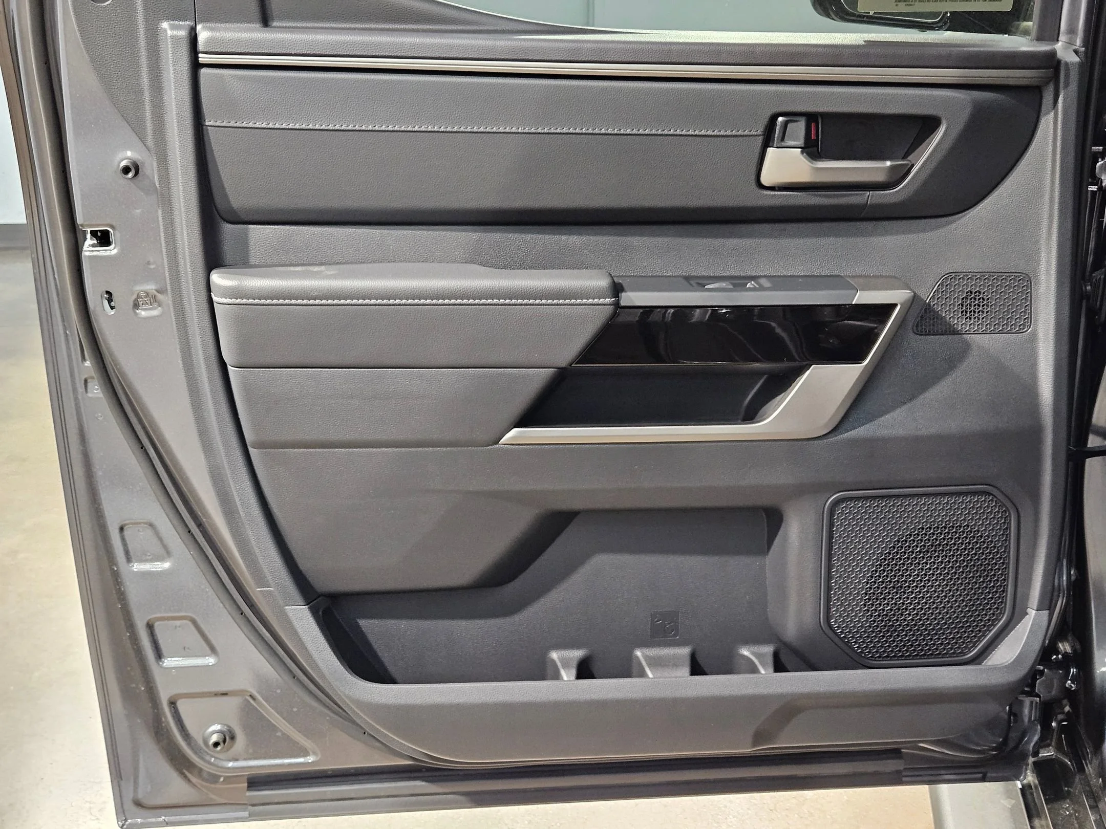 2026 Toyota Tundra Limited - Photo 20