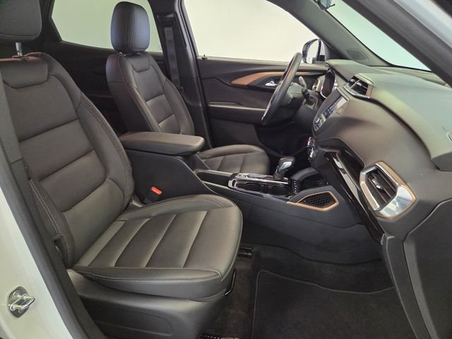 Used 2023 White Chevrolet ACTIV image 17