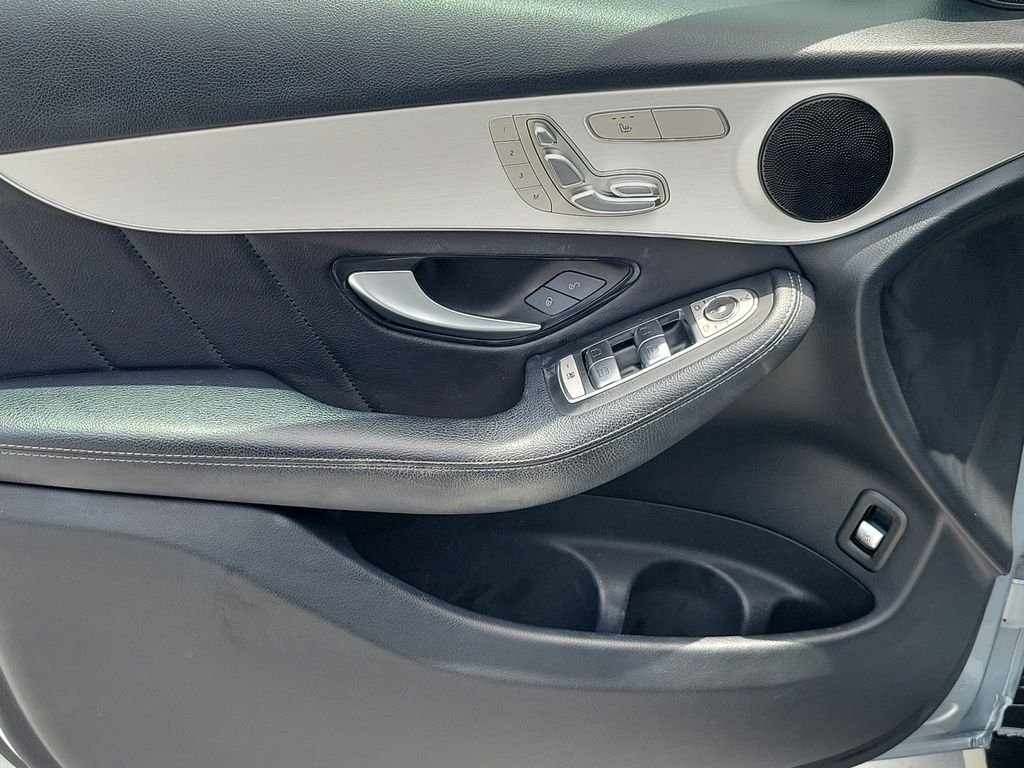 Certified Used 2022 Silver Mercedes-Benz GLC 300 image 20