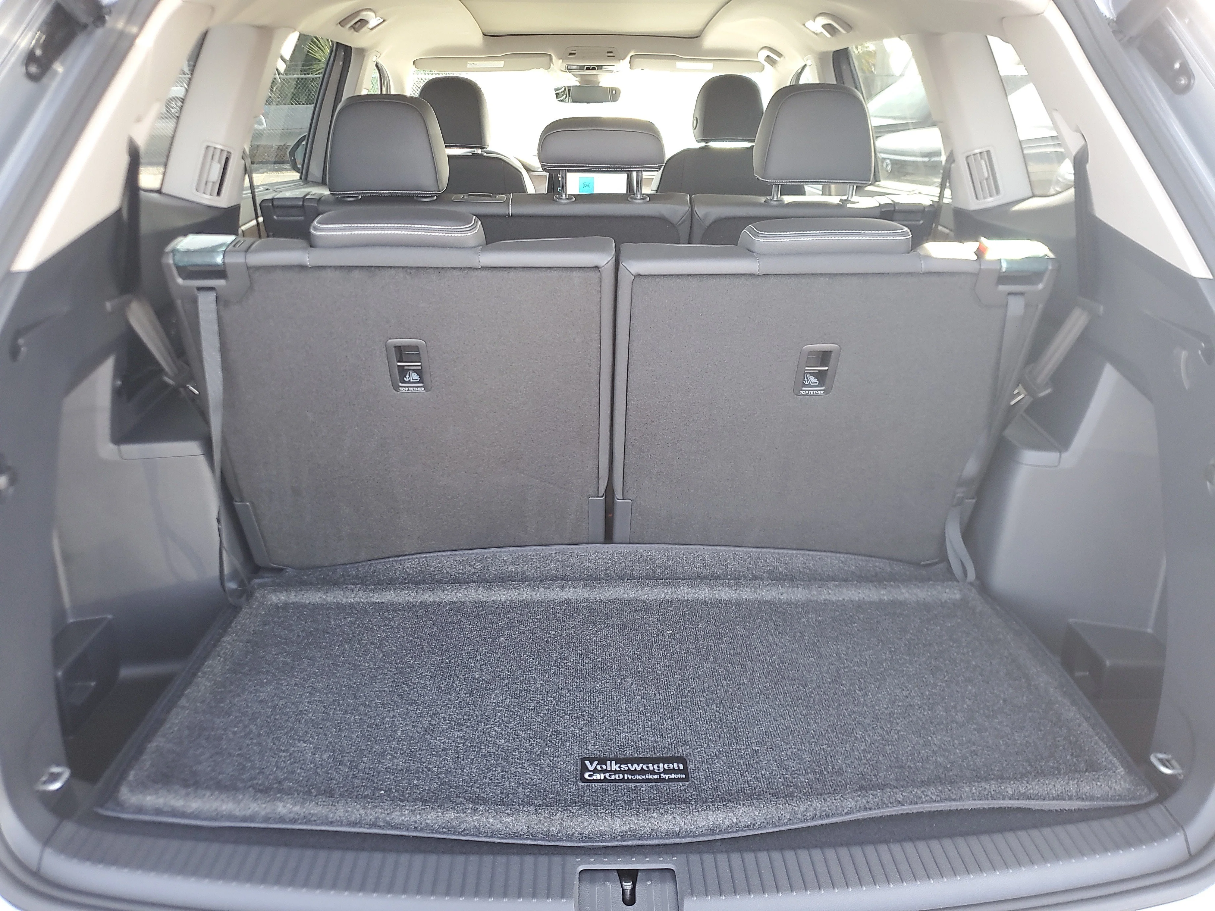 New 2026 Silver Volkswagen 2.0T SE w/Technology image 6